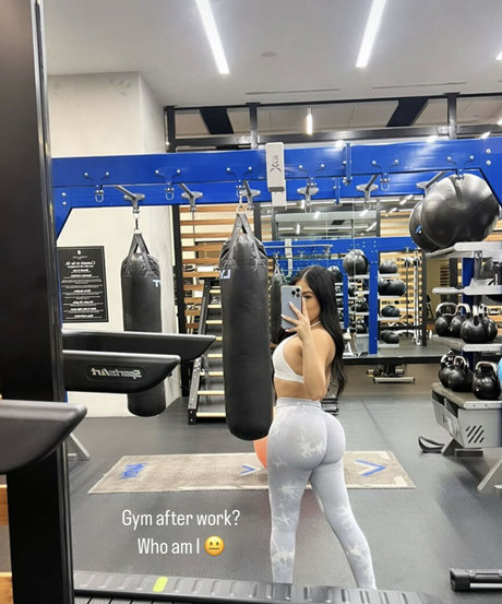 Ashlee Kim ポルノスター ヌード 写真
