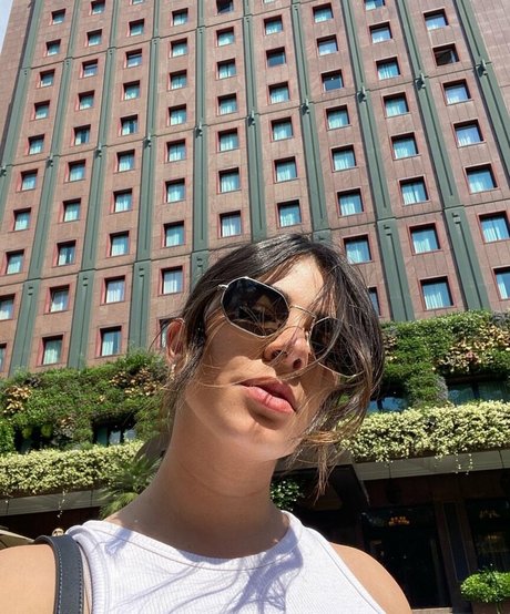Anna Rebellato エロティックなスター 写真