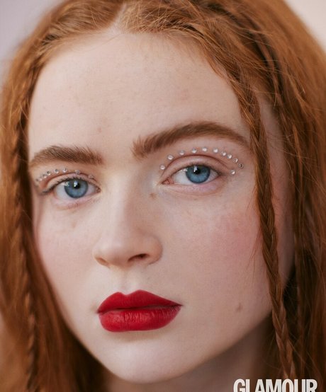 Sadie Sink ポルノスター トップ ギャラリー