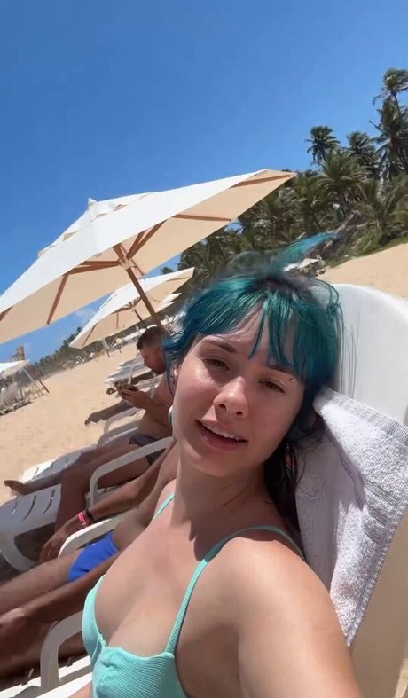 Julia K Barni セクシーなスター 写真