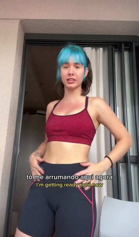 Julia K Barni ポルノスター 独占 写真