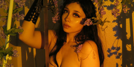 vixyn97 完璧なポルノスター 写真
