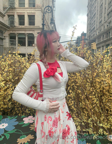 pearlpeony 独占女優 写真