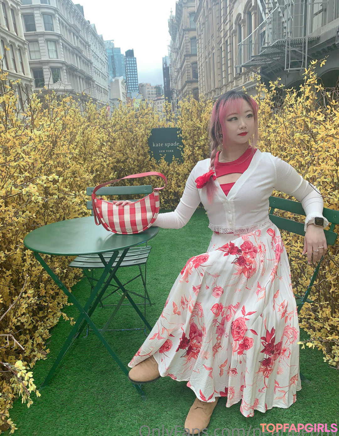 pearlpeony エロティック女優 写真