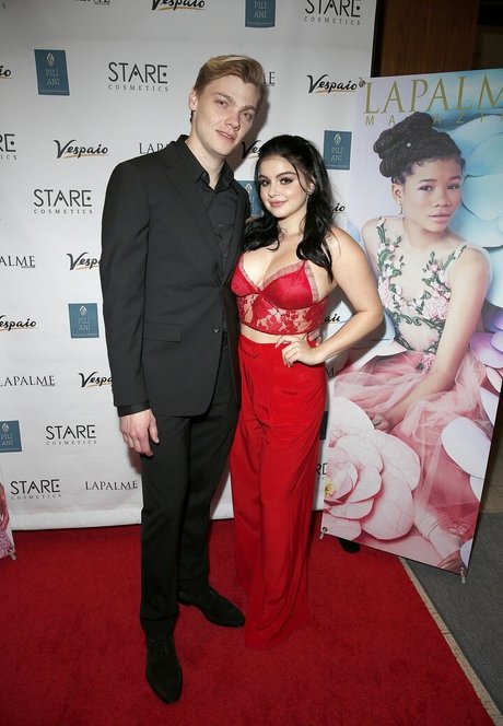 Ariel Winter ホットスター 写真