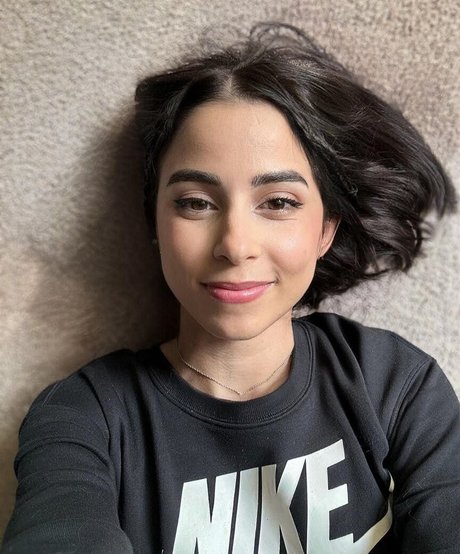 Sara Stefanizzi HDスター 写真
