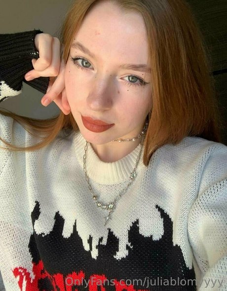 juliablomyyyy セックスモデル 写真