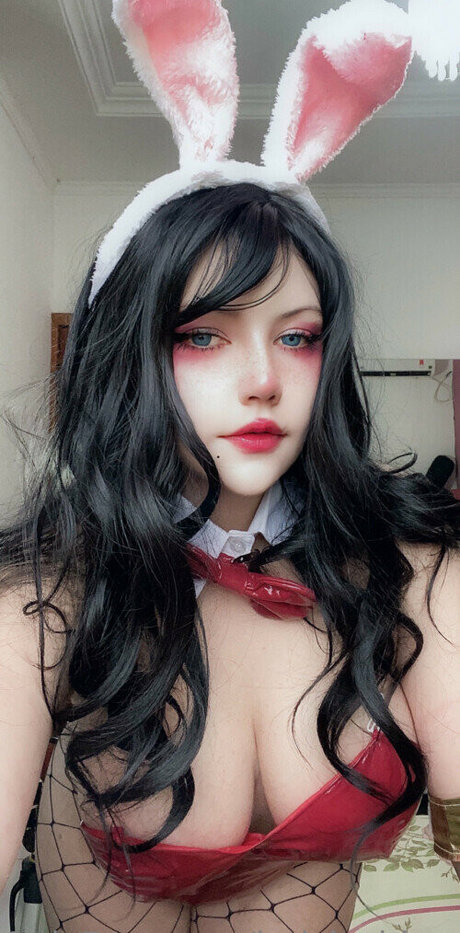 Leticia Shirayuki ポルノスター ヌード 写真