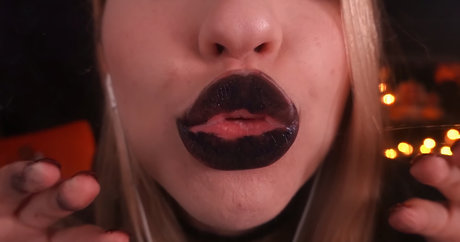FrivolousFox ASMR アダルト女優 写真