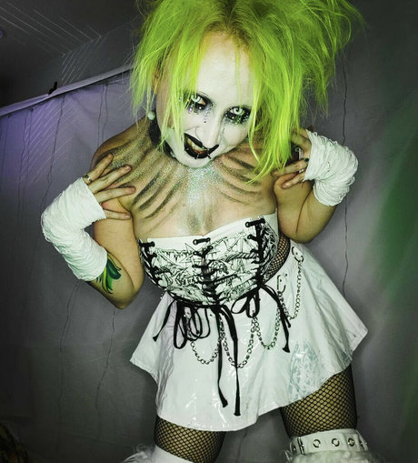 Abadon ポルノスター アダルト 写真
