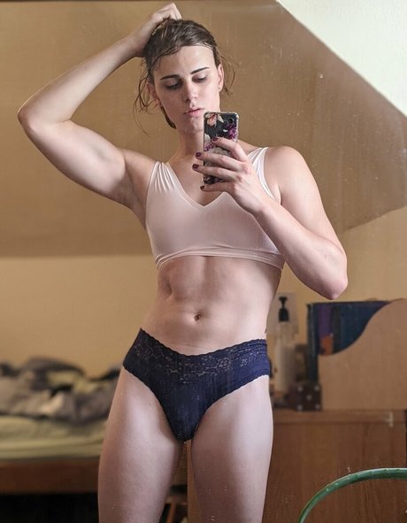 ayyy vuh ポルノスター エロティック 写真