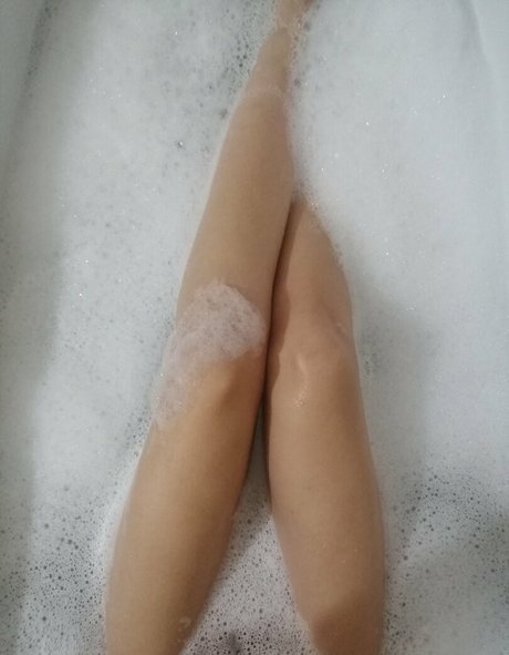 game of self ヌードのポルノスター 写真