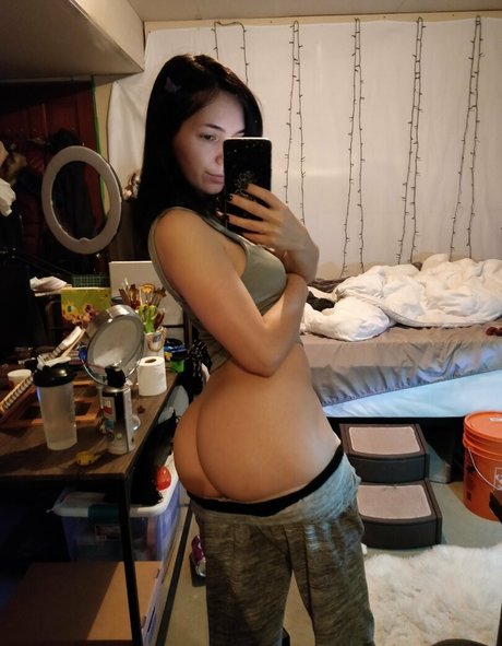 OnlyFansでチャット 美しい裸 写真