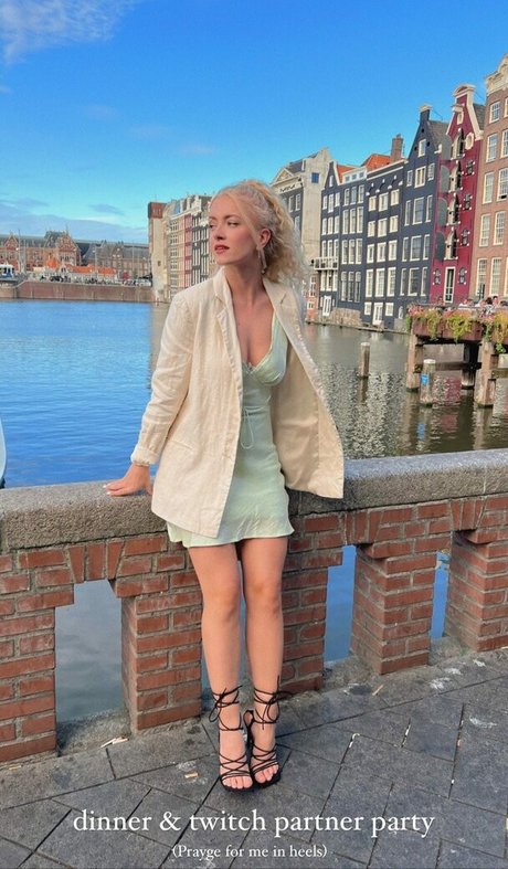 Mimi Lintrup セックスポルノスター 画像