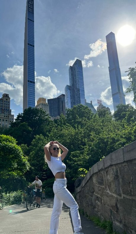 Mimi Lintrup ポルノスター 高品質 写真