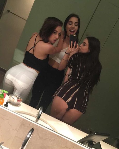 Alexis G Zall エロティックなスター アーカイブ