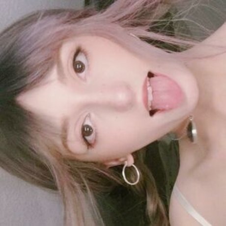 docilemoth エロティックなモデル 写真