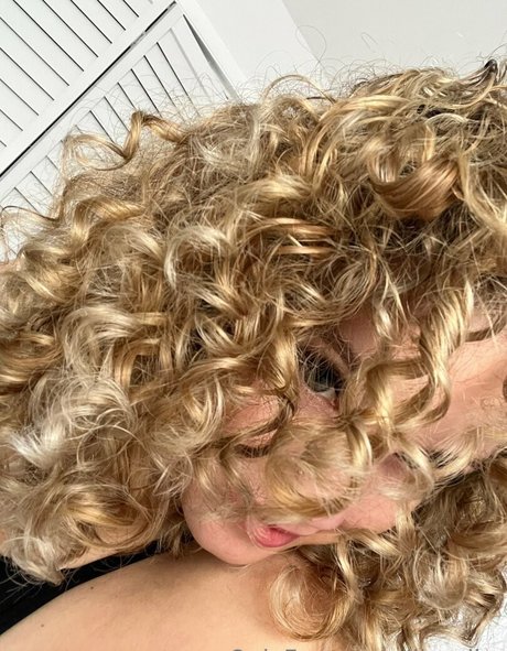 tigvibesfree トップモデル 写真