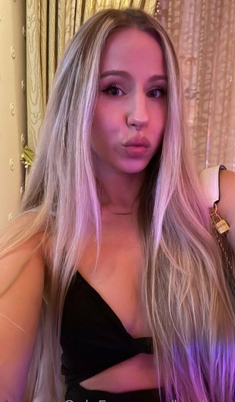 Hayleex 裸の女優 写真
