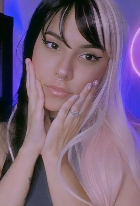 Luna Bloom ポルノスター ベスト 画像