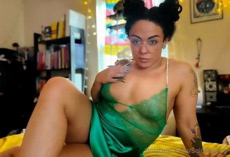 Solo Darling セクシーなスター 写真