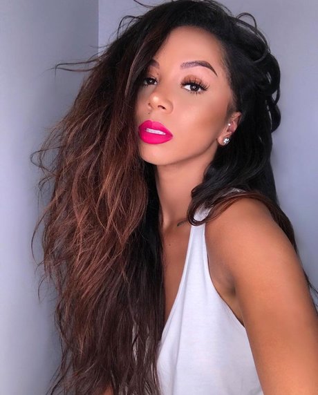 Brittany Renner 裸の女優 画像