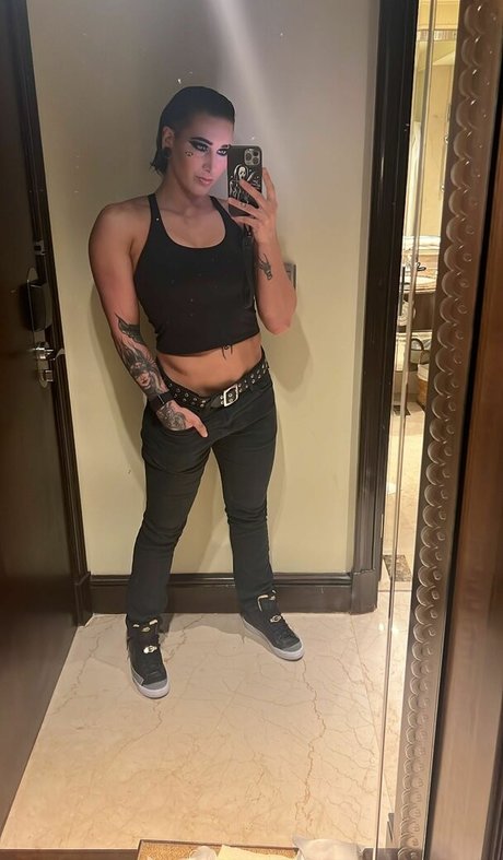 Rhea Ripley トップ女優 画像