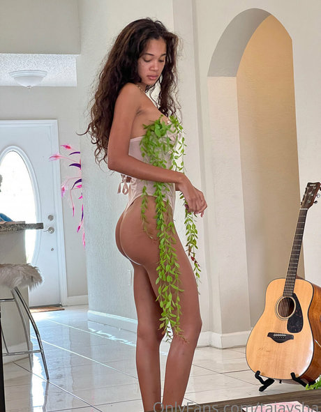 Tai Aysha かわいいモデル 画像