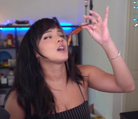 レズビアンファックOnlyFans 無料xxx 画像