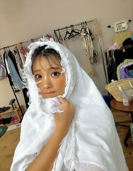 Aya Hazuki 最高のスター 写真