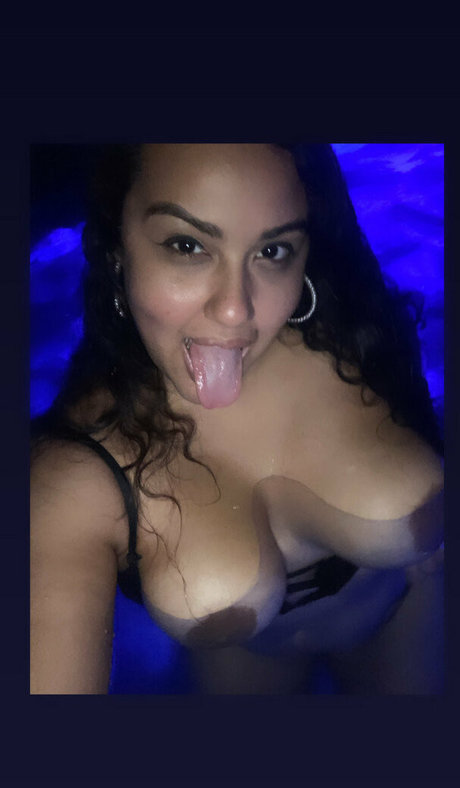 デカ尻ジーンズ OnlyFans 無料ポルノ 画像