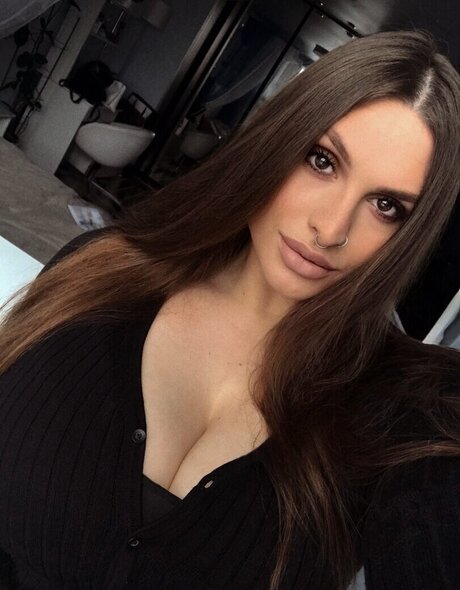 Nastya Blinova トップモデル 写真