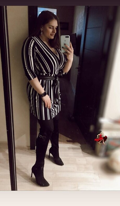 Nastya Blinova スターセックス ギャラリー