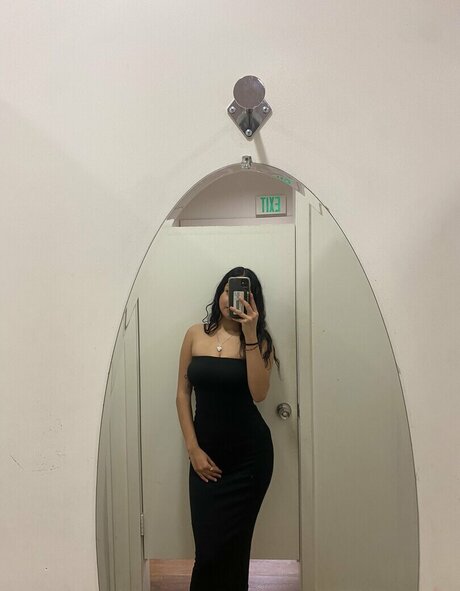 keilaniixxx ポルノモデル 画像