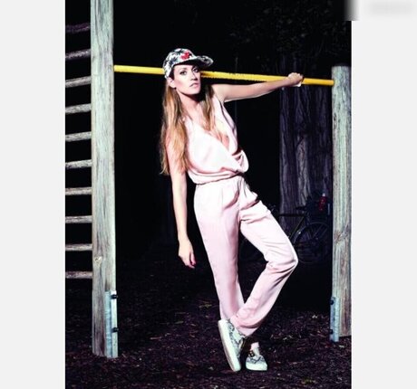 Bianca Schwarzjirg セックスモデル 画像
