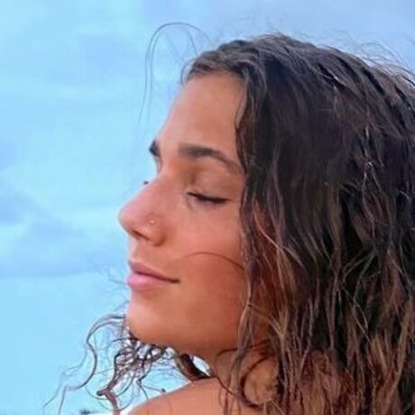 Isabel Sepanic スター ヌード 写真