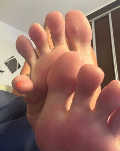 lickandysoles ヌードモデル 画像