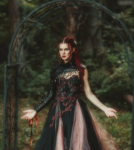 Juliette Sureau スター ヌード 写真