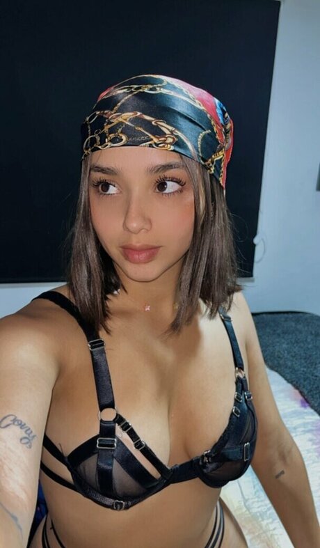 Alannaa 美しい女優 写真