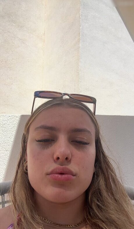 Emma Malewski セクシーなポルノスター 画像