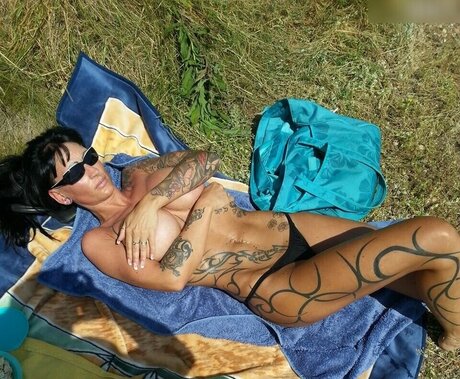 Sari Sander 美しいモデル 画像