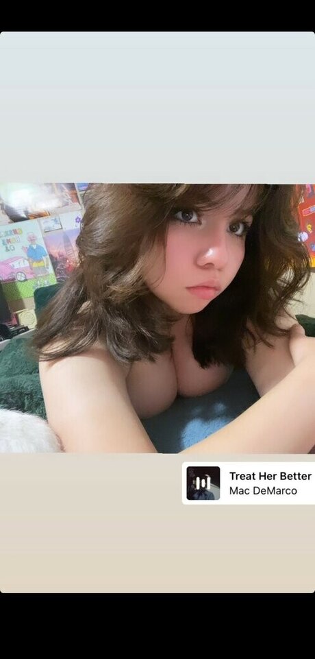 backseatloversenthusiast XXXモデル 写真