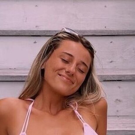 Madeline Hope hadelinemope かわいいスター 写真