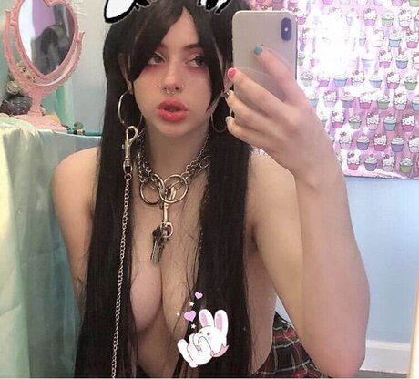 Sophie Meiers 裸モデル 写真