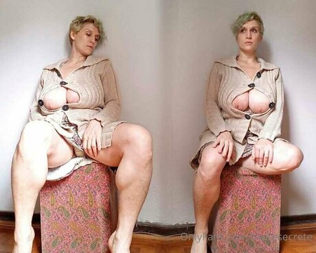 Claire Secrete セックスポルノスター 写真
