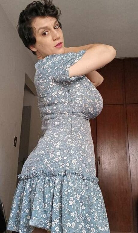 Claire Secrete xxxポルノスター 写真