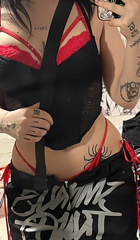 Laurinchhhe 裸モデル 写真