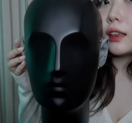 Dooboo Asmr エロティックモデル 写真