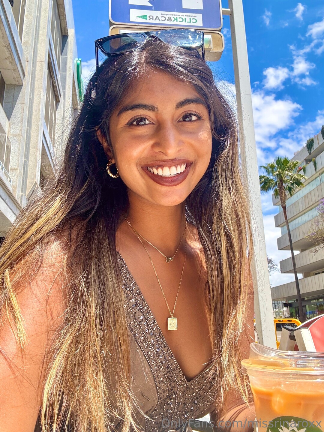 missrinaroxx xxxポルノスター 写真