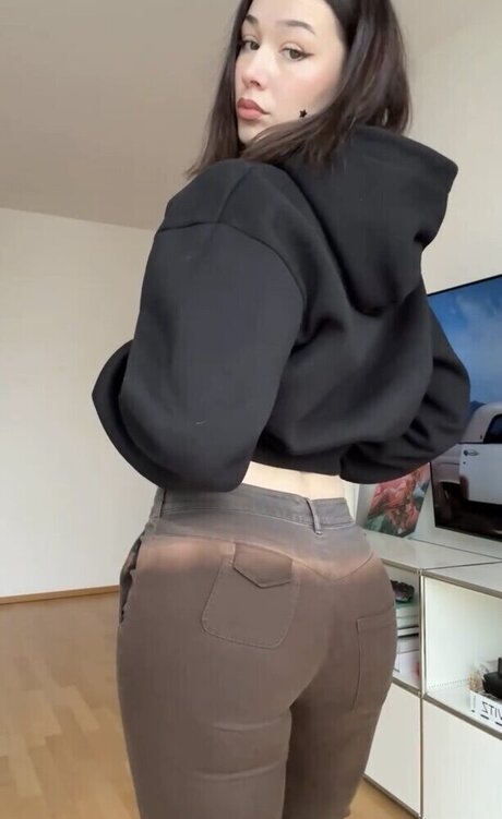 Janaxnell ポルノスター 写真